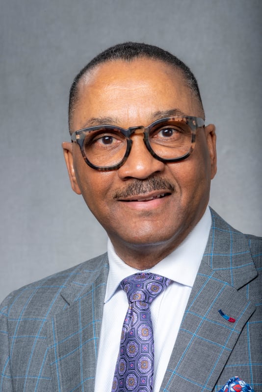 2020 Hall of Distinction: Kurt Davis